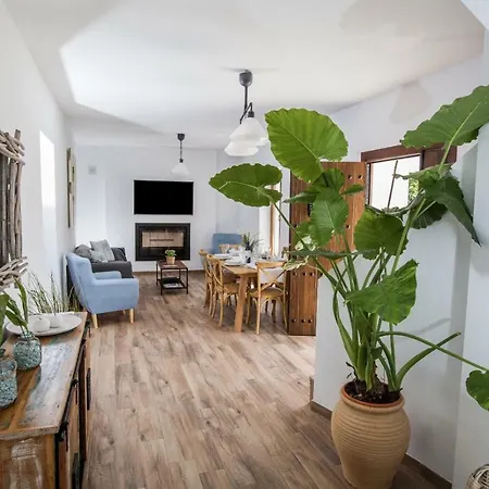 Monica וילה נרחה